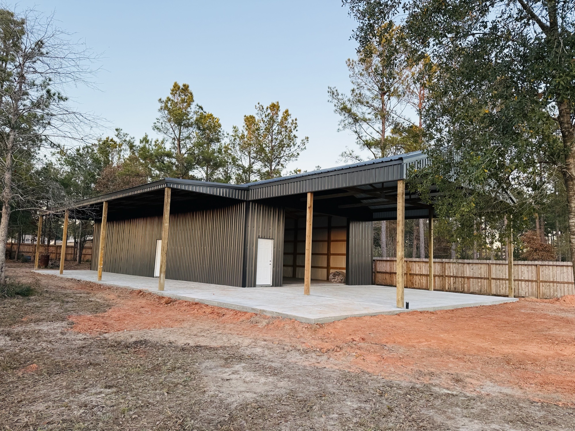 A Horse Barn That Works Day One: How to Plan the Right Layout, Storage, and Ventilation